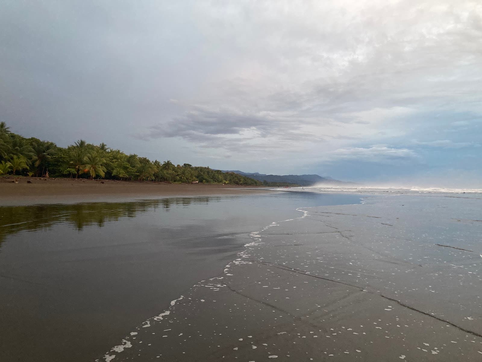 A quiet beach near Dominical, Costa Rica