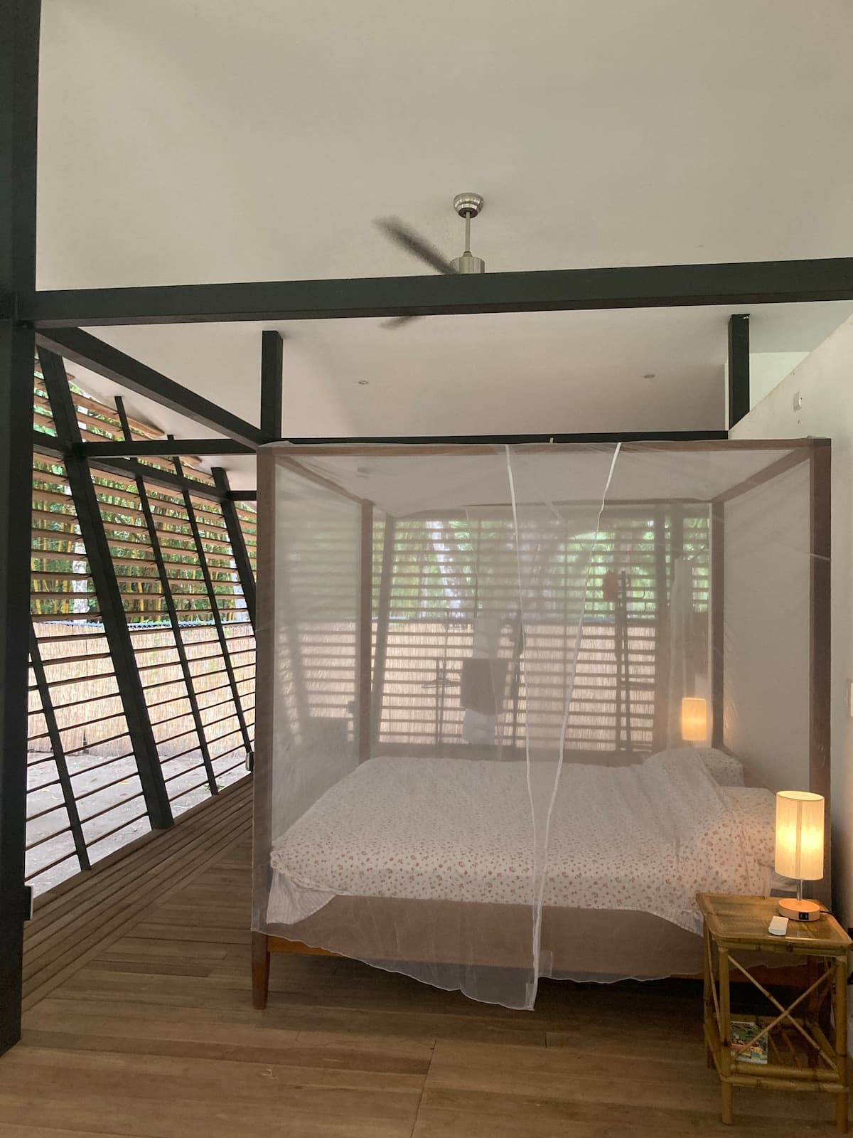 No-Footprint House, interior detail